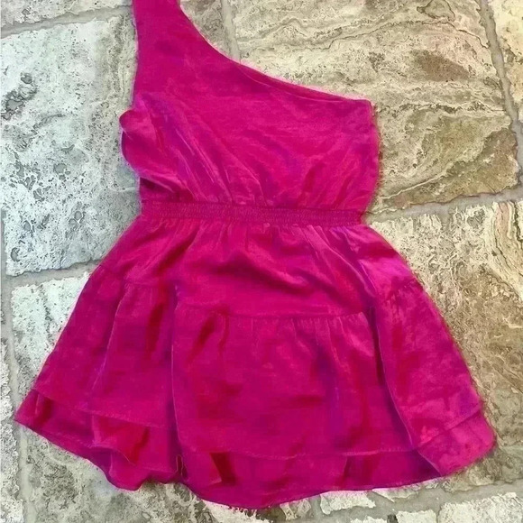 STEVE MADDEN Raspberry On Point One Shoulder Mini Dress - Picture 3 of 5